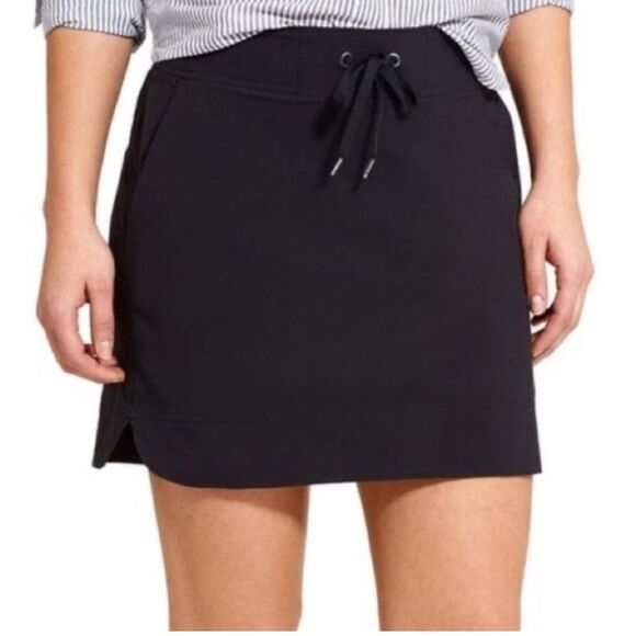 Athleta Women’s Midtown Skort Skirt Black Sports Skirt Travel Size 2 - Picture 1 of 8